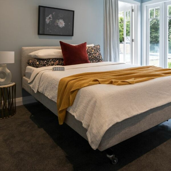 IC333 Homecare Bed - Image 2
