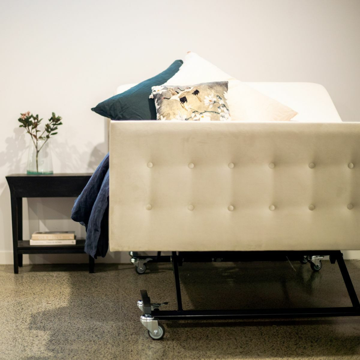 Amsterdam Footboard - Image 4