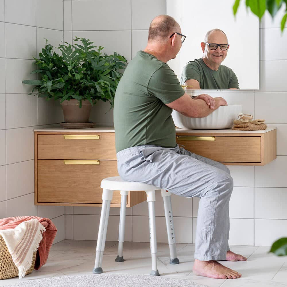 Etac Easy Shower Stool White - Image 2